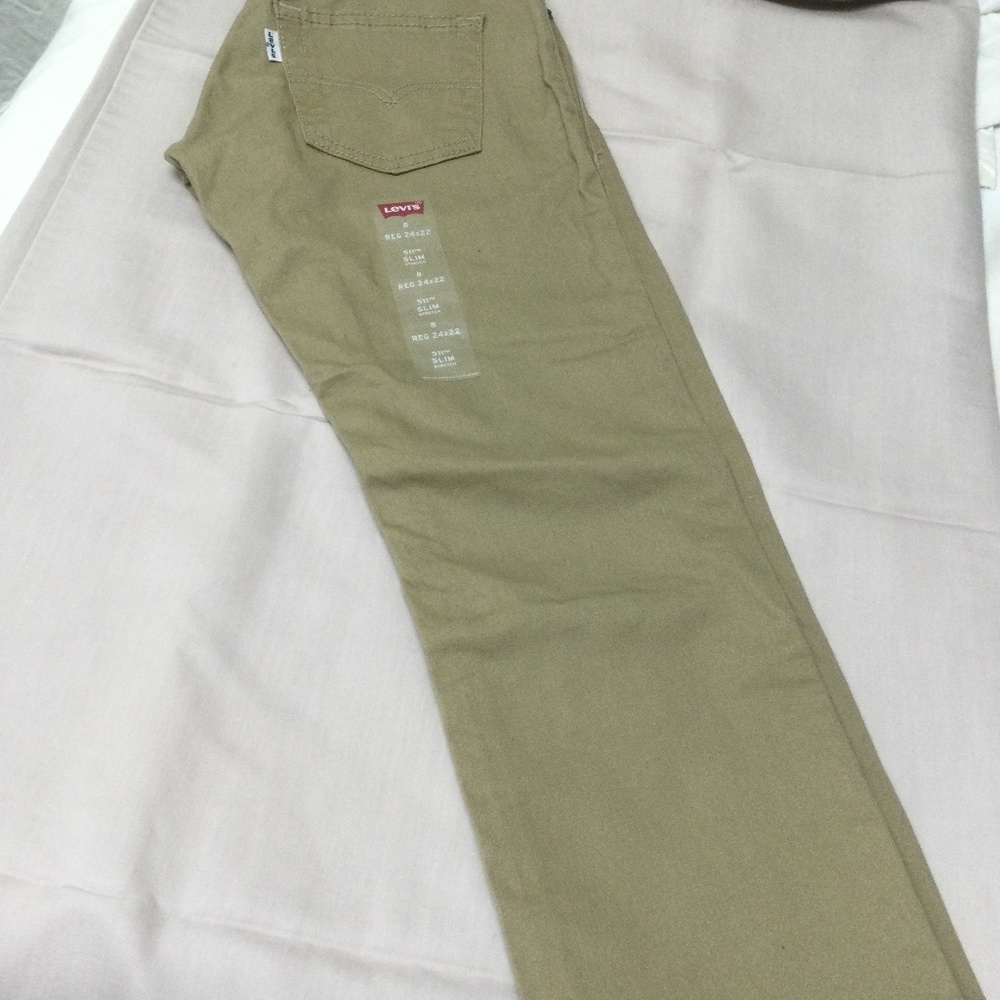 Boys Levi’s 511 Slim Super Soft kahais size 8 Reg 24x22